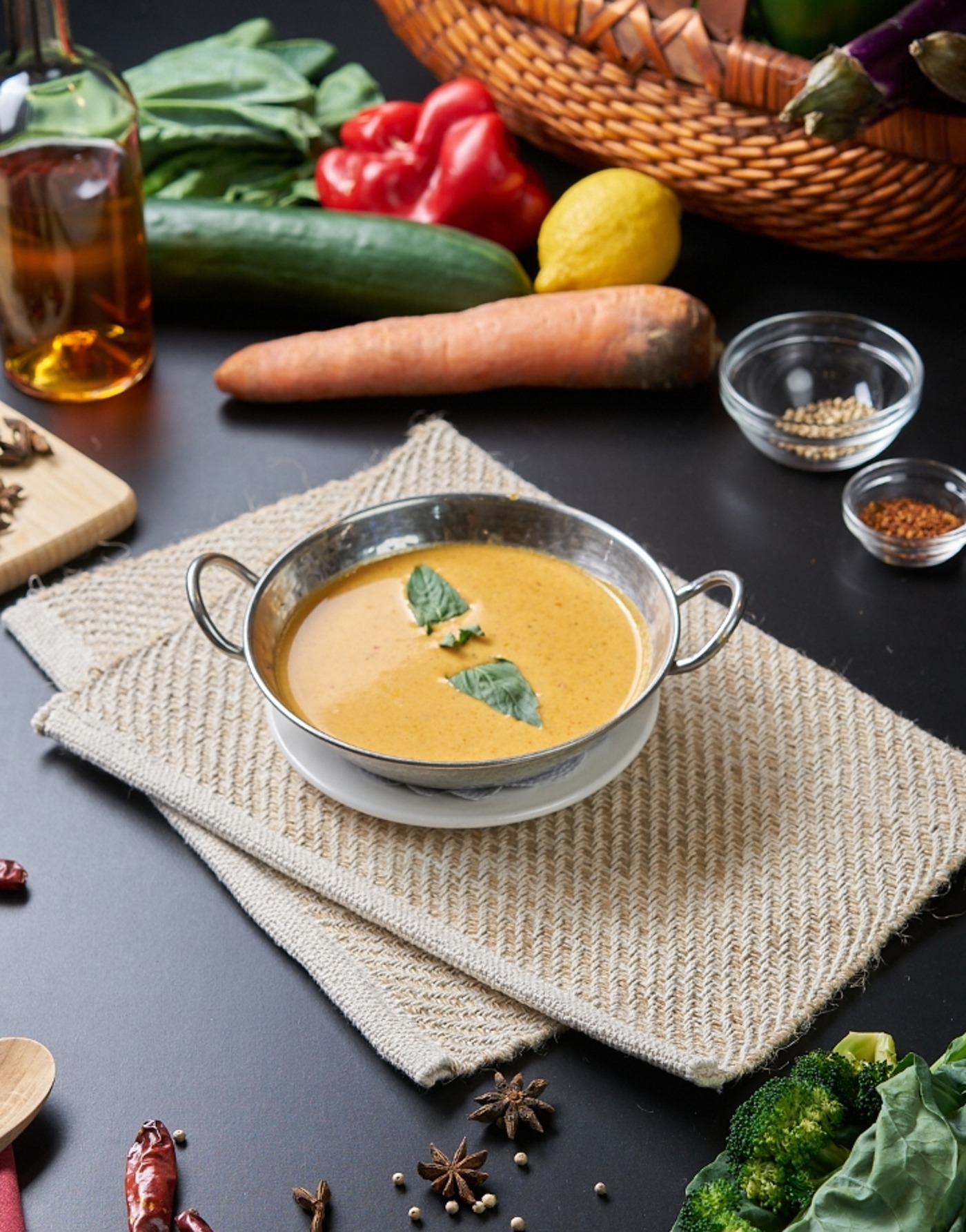 Red Curry Sauce (16oz).