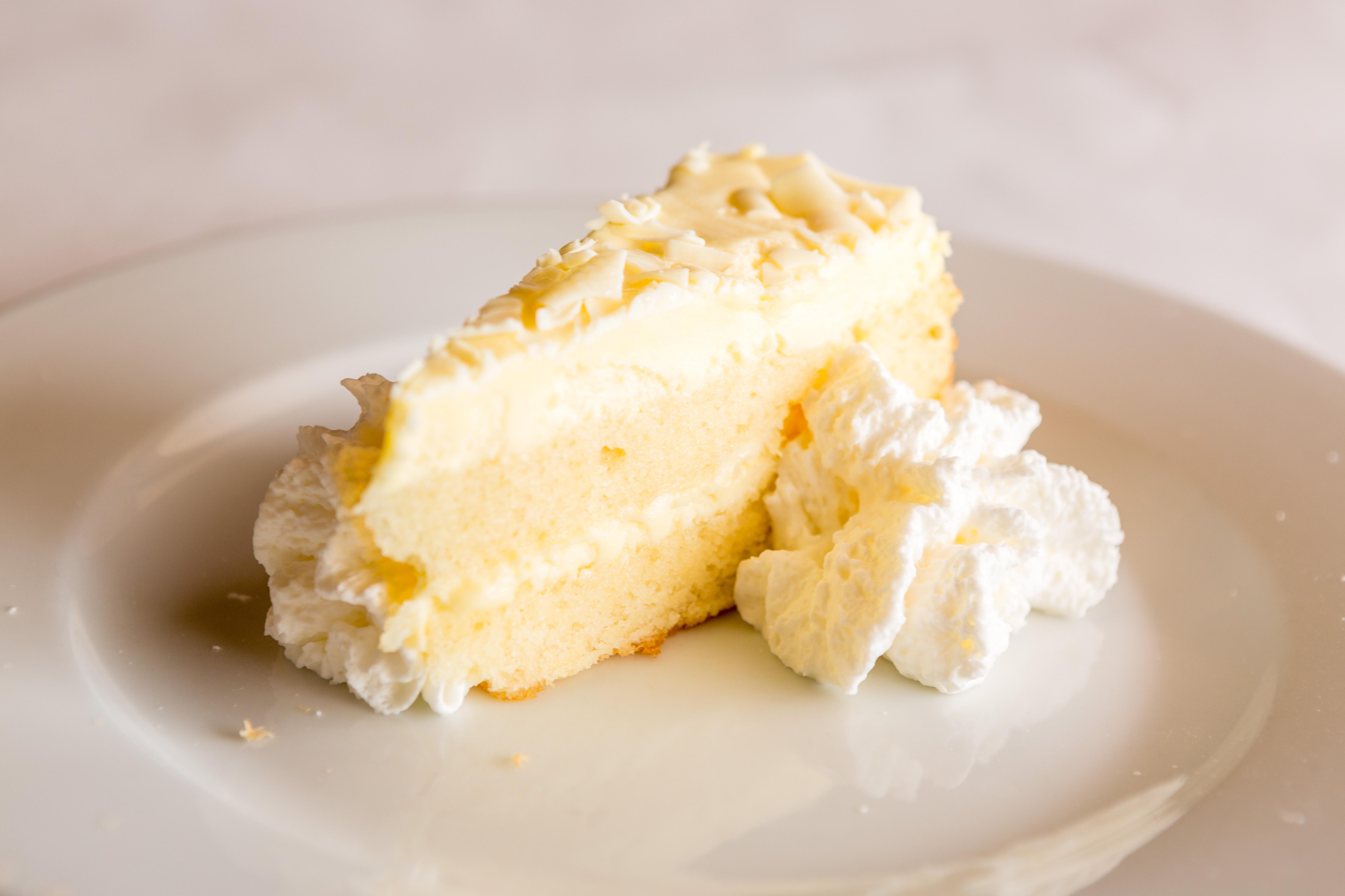 Limoncello Cake.