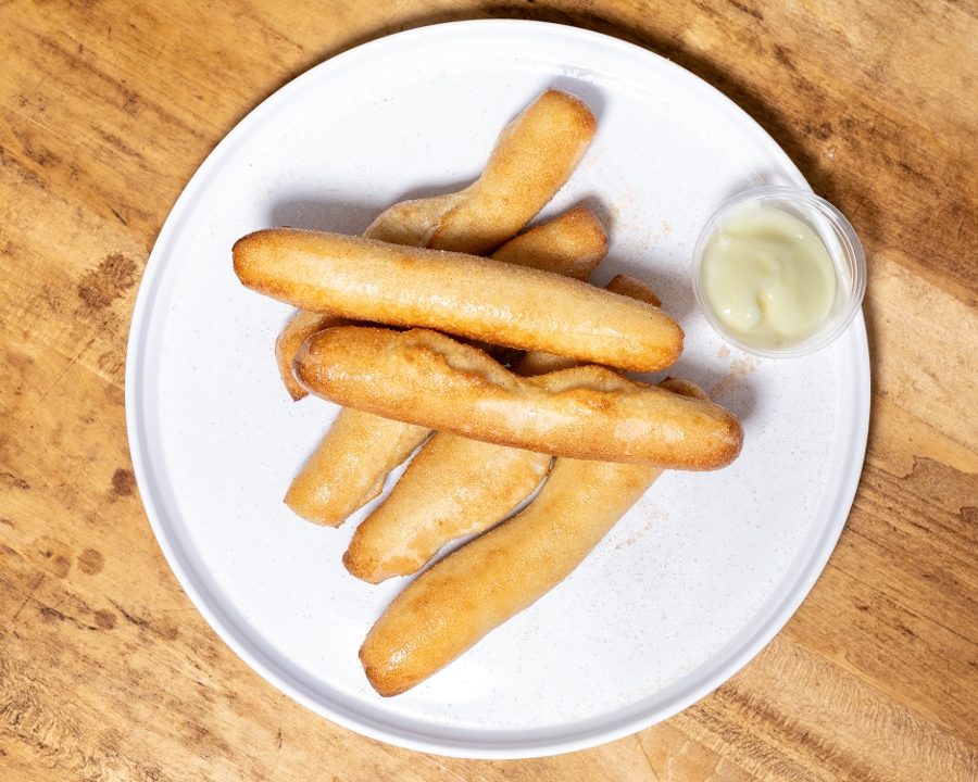 Cinnamon Sticks.