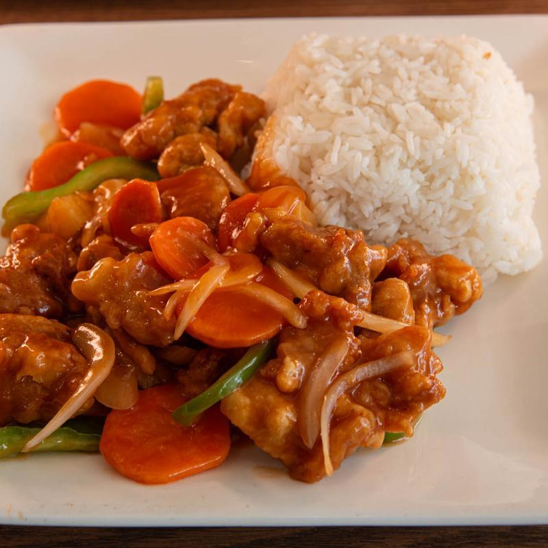 G1. Sweet N Sour Chicken.