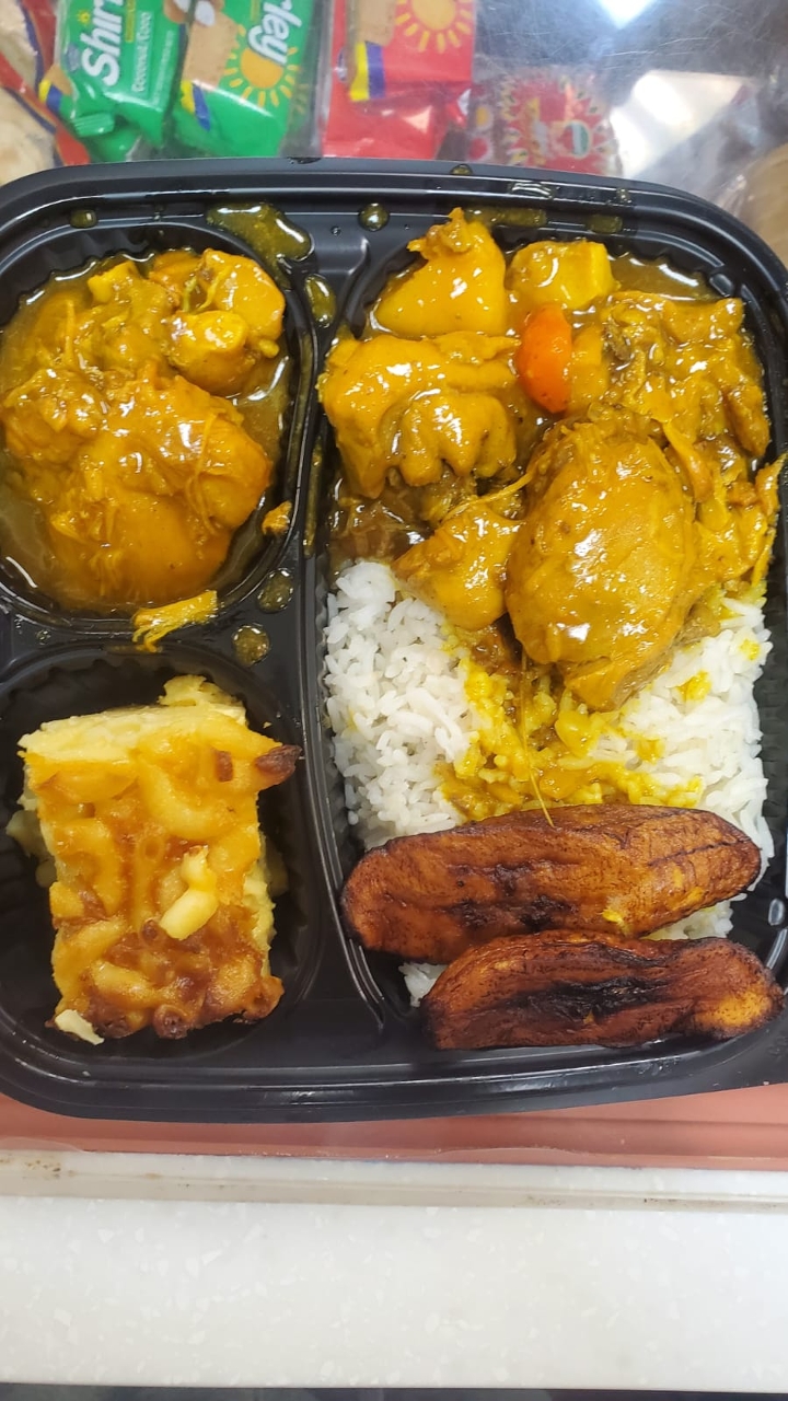 Large Curry Chicken Platter.