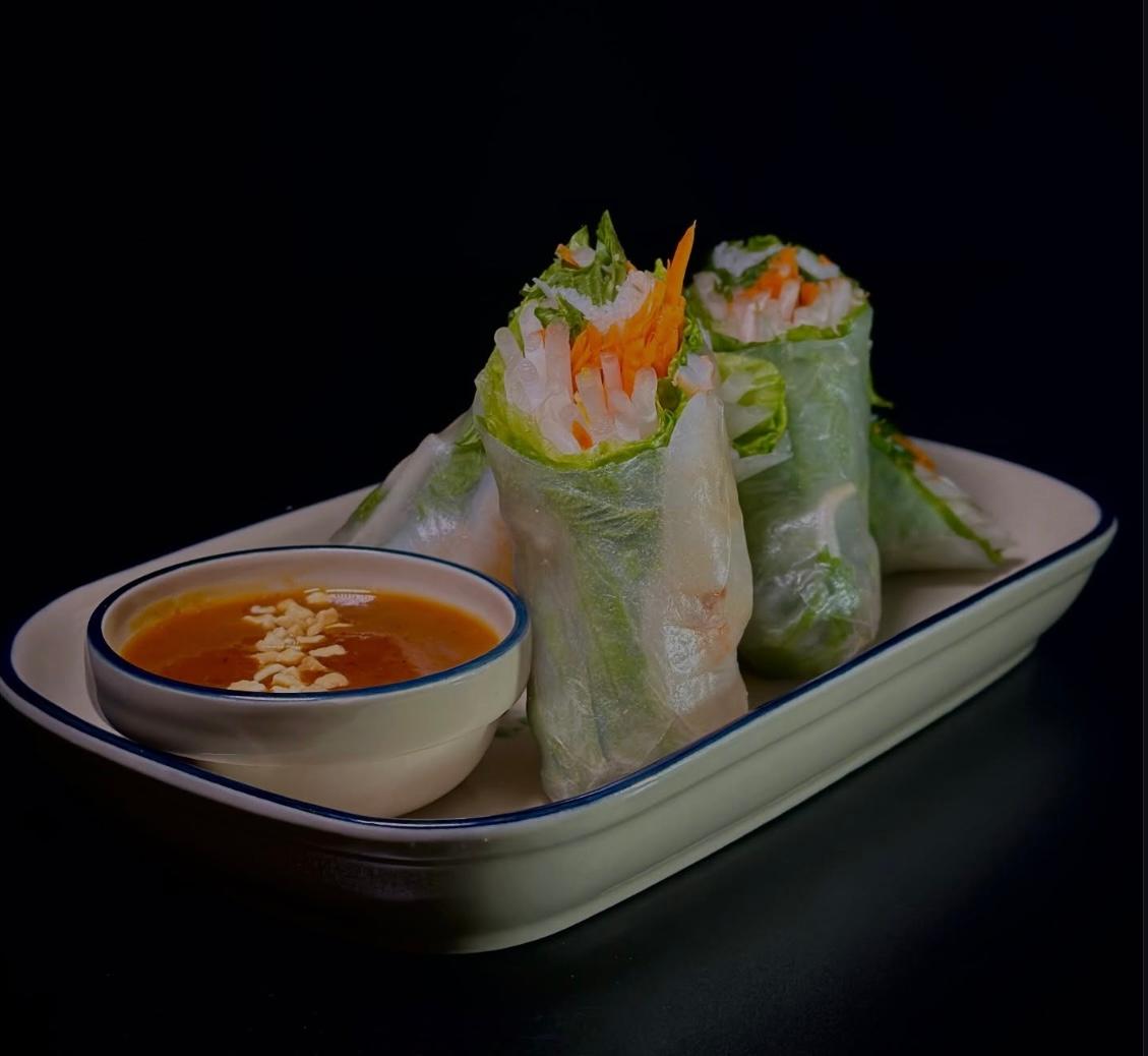 SALAD ROLLs.
