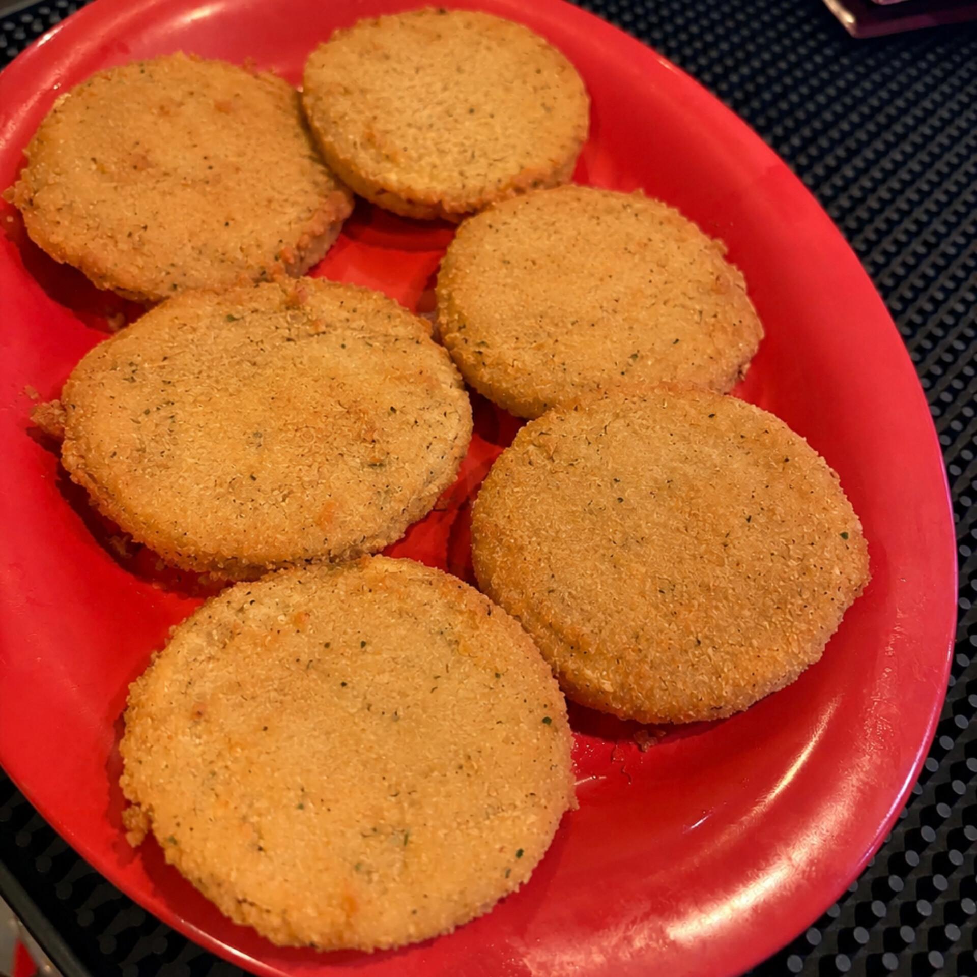 Fried Green Tomatoes (6)*.
