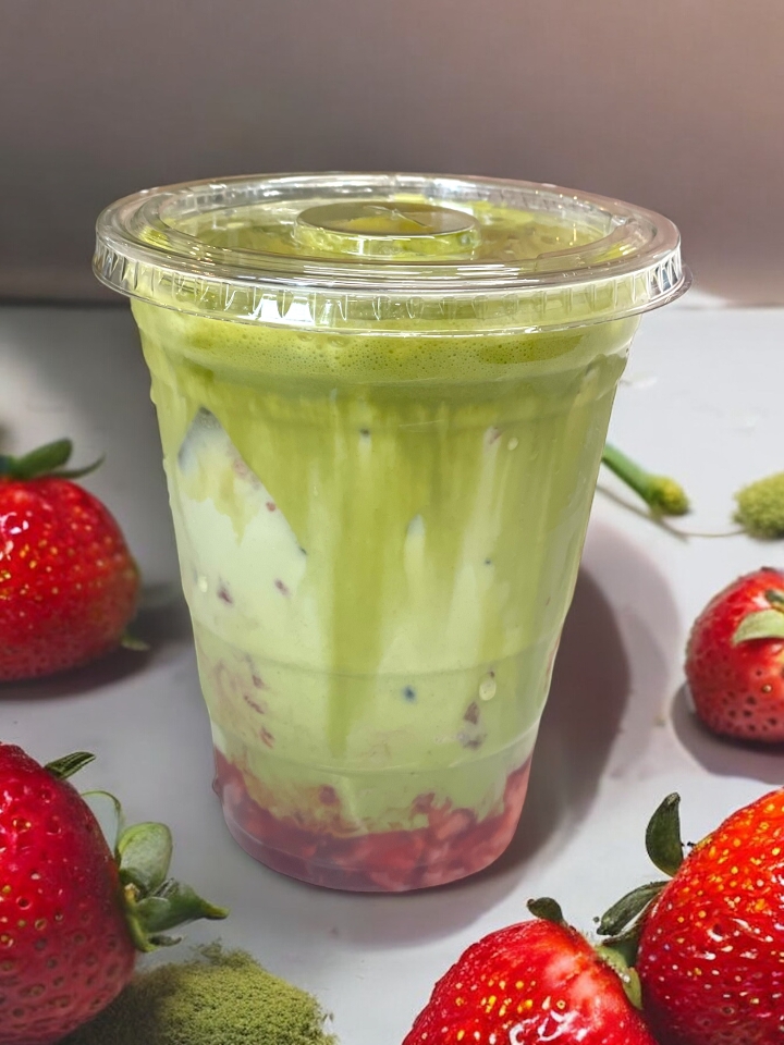 Oat Milk Strawberry Matcha (16 oz) - Iced.
