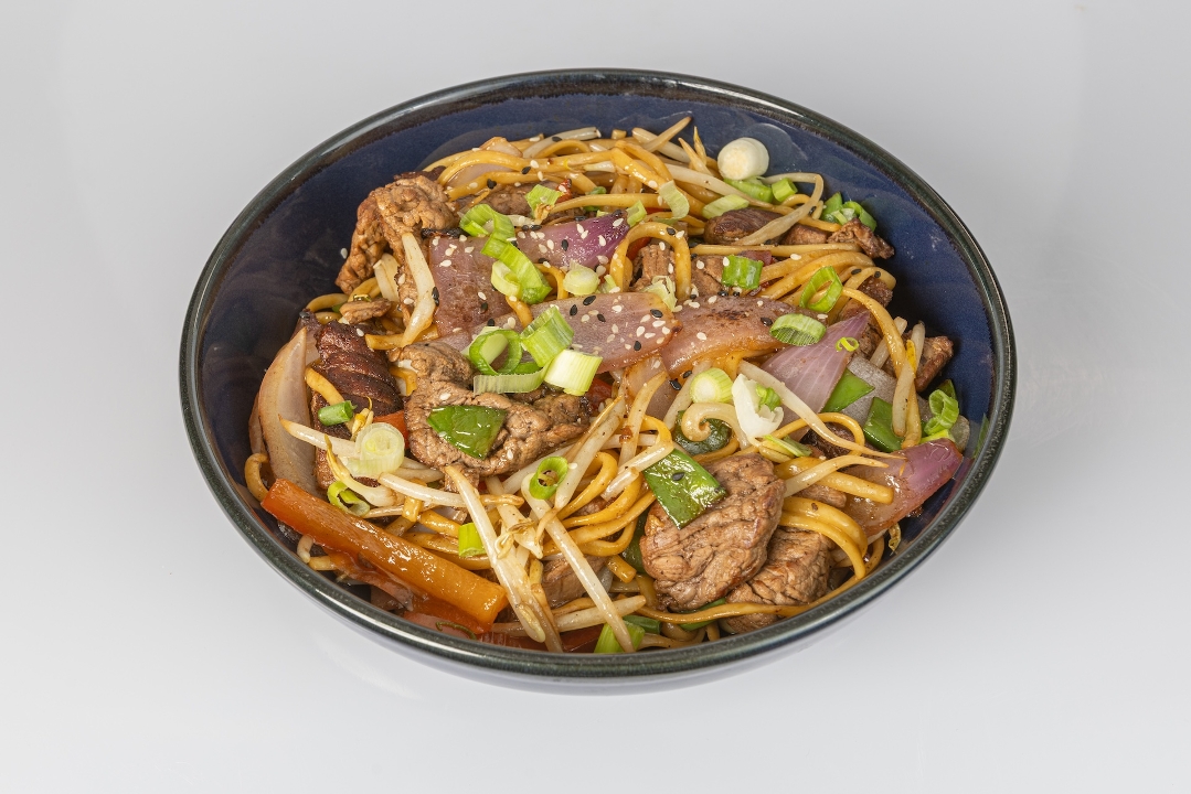 TALLARIN SALTADO LOMO.