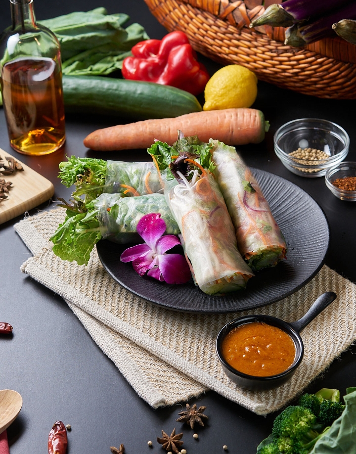 Fresh Vegetable Rolls.