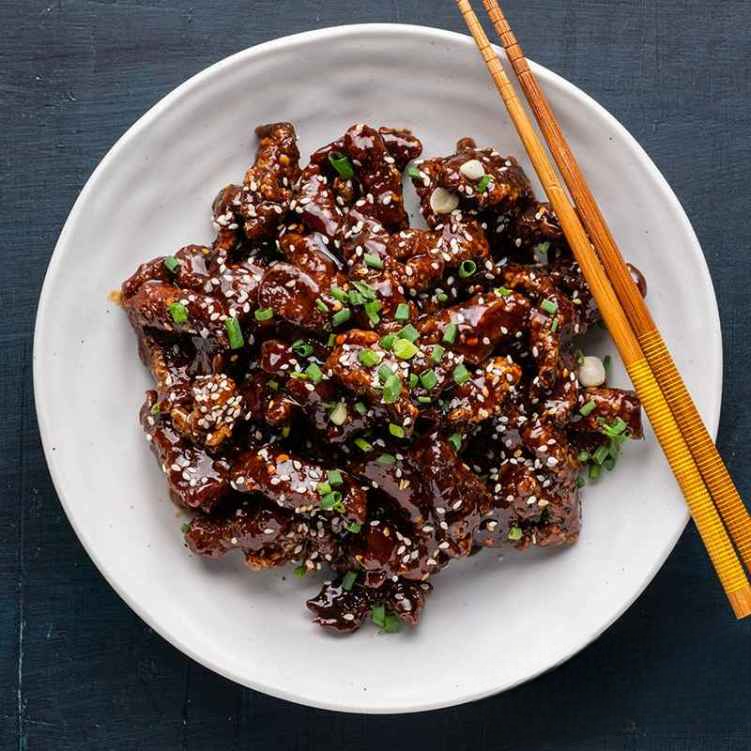 BF11. 芝麻牛/Crispy Sesame Beef.