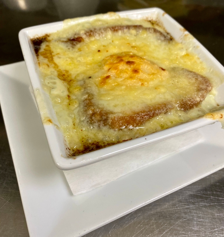 Cup French Onion Soup.