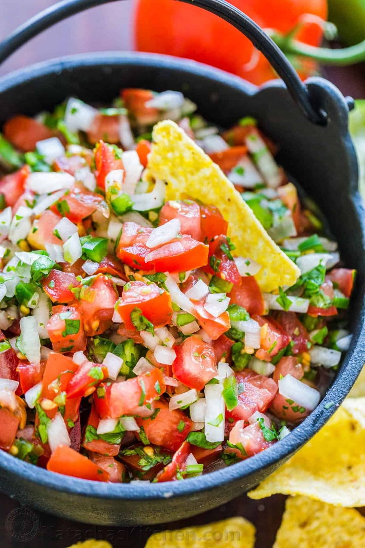 PICO DE GALLO.