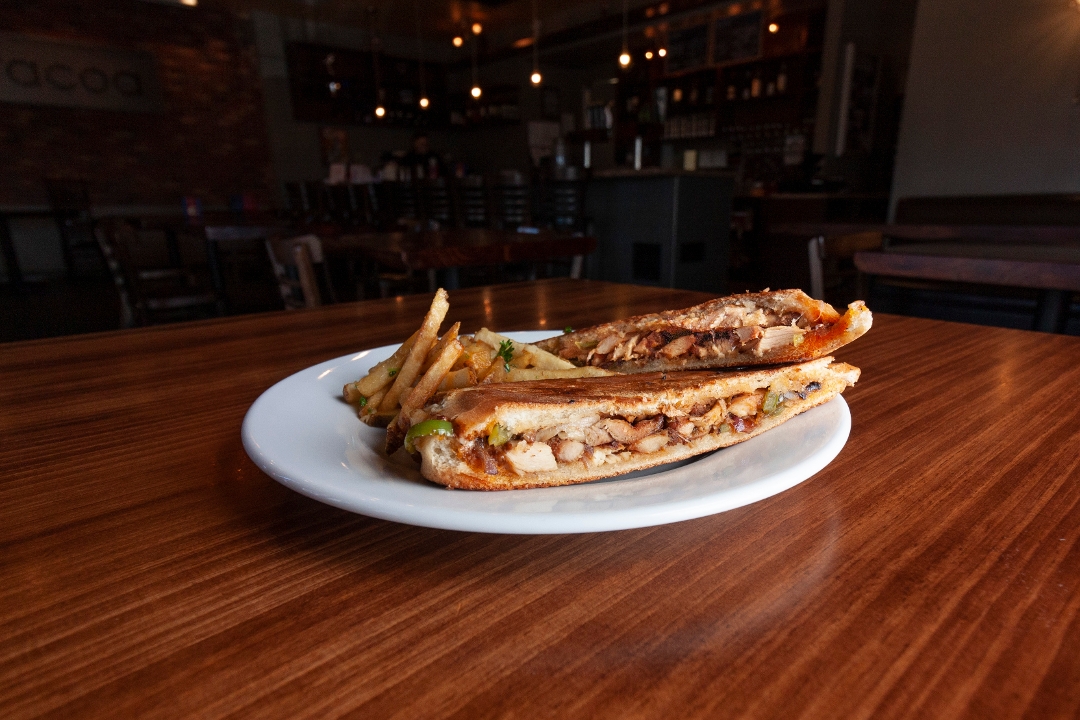 Pollo Encendido Sandwich | Spicy Chicken Sandwich.
