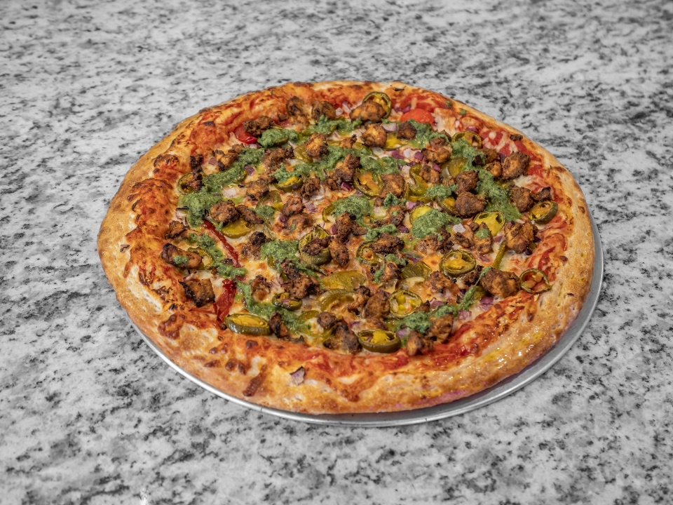 SMALL ACHARI CHICKEN PIZZA.