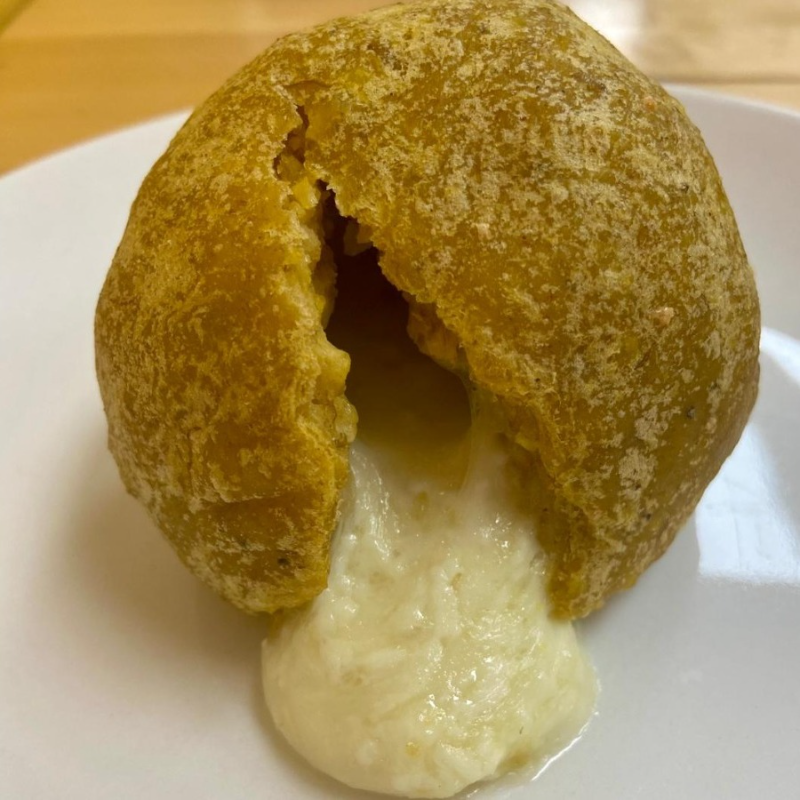Bolon de Queso.