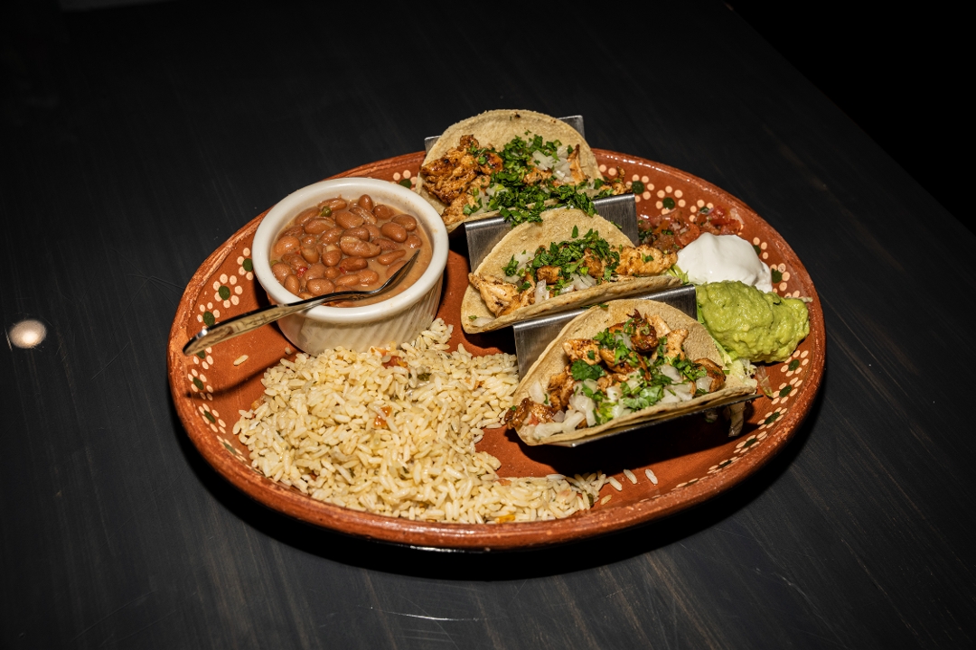 MEXICAN TACO PLATE.
