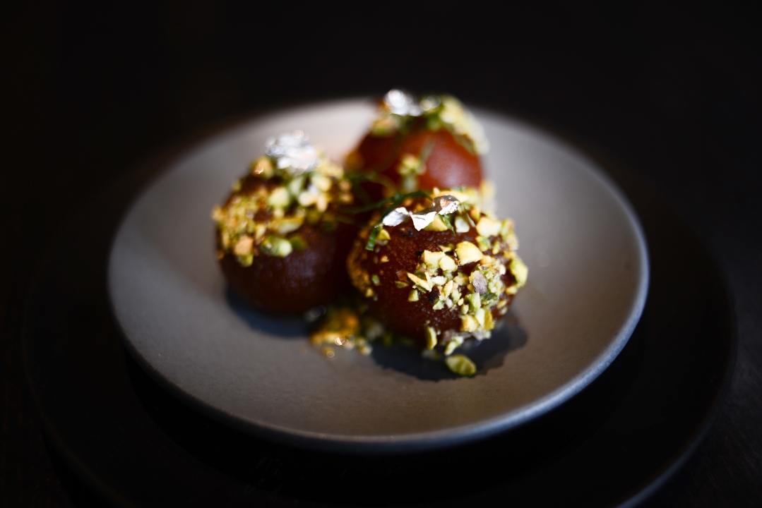 Gulab Jamun (3 pcs).