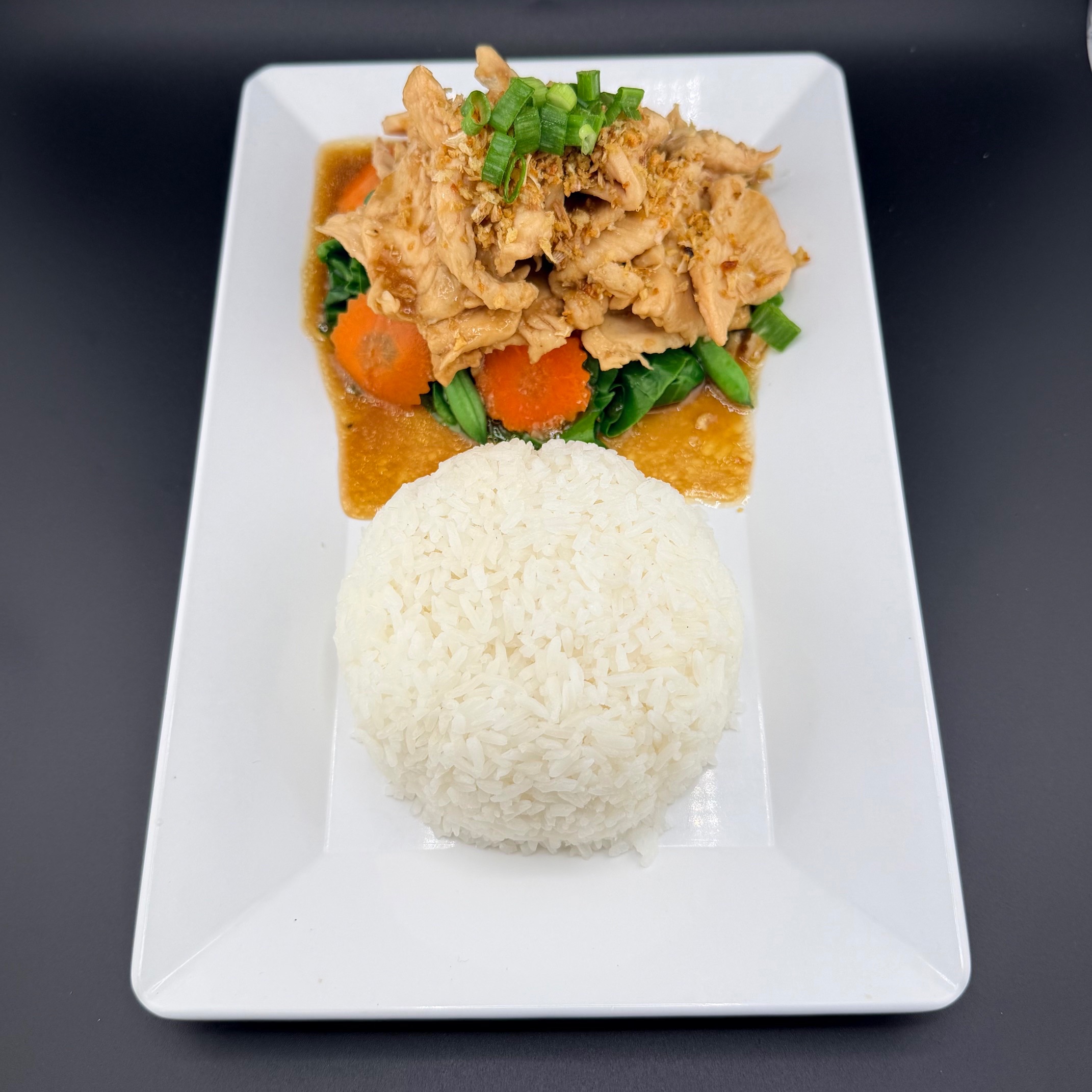 5. Garlic Chicken with Rice.