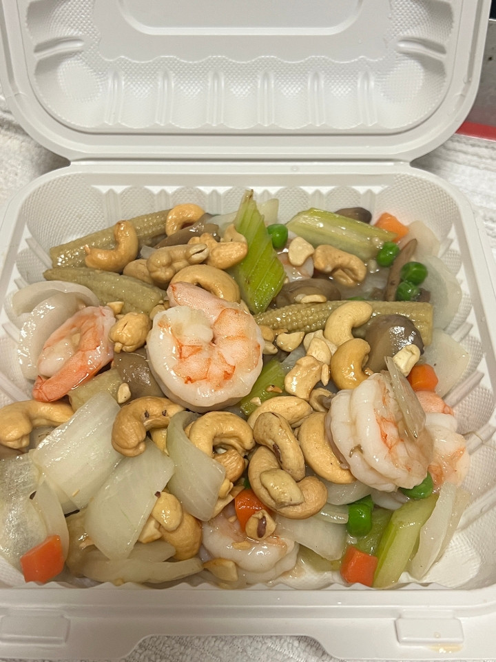 腰果虾 61.Shrimp with Cashew Nuts.