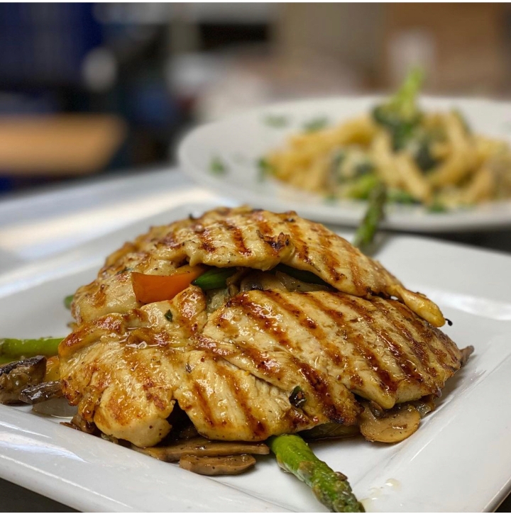 Grilled Chicken With Vegetables.