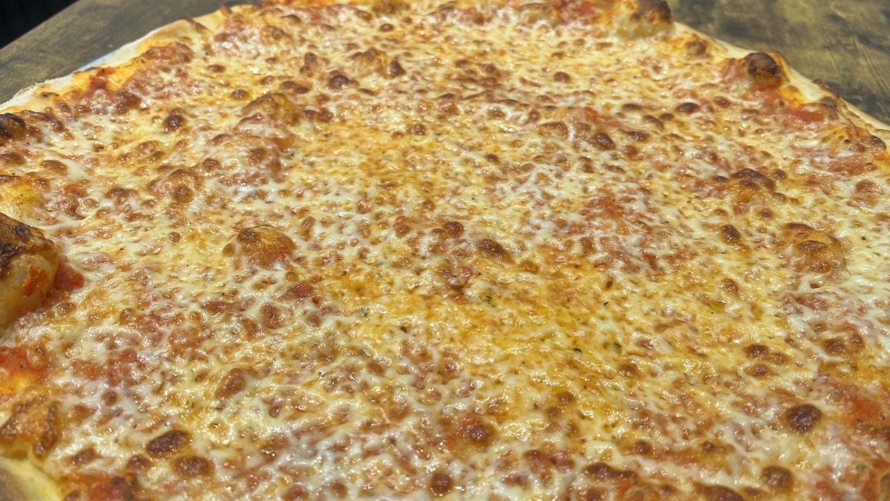 Dairy free Cheese pizza.