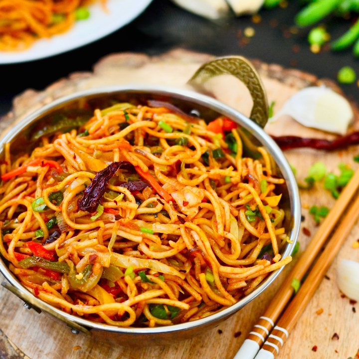 Street Style Noodle.