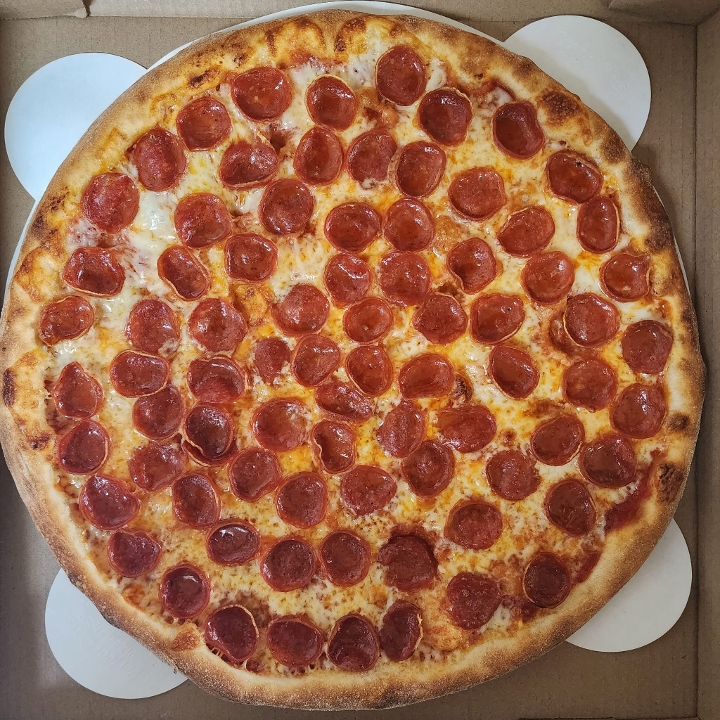 10" Pepperoni Cup n' Char & Hot Honey Drizzle.