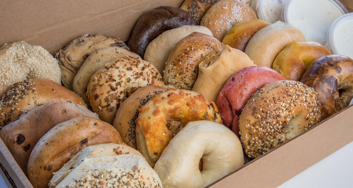 BAGEL SPECIAL For 20-24.
