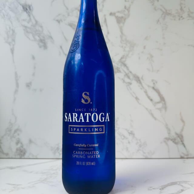 Saratoga Sparkling Large (28 oz).