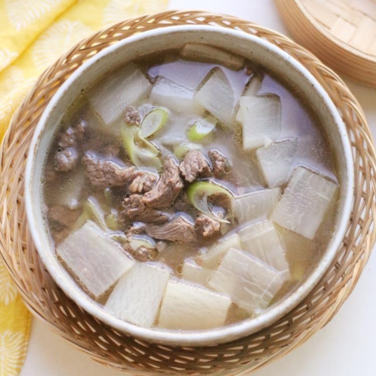 BEEF RADISH SOUP.