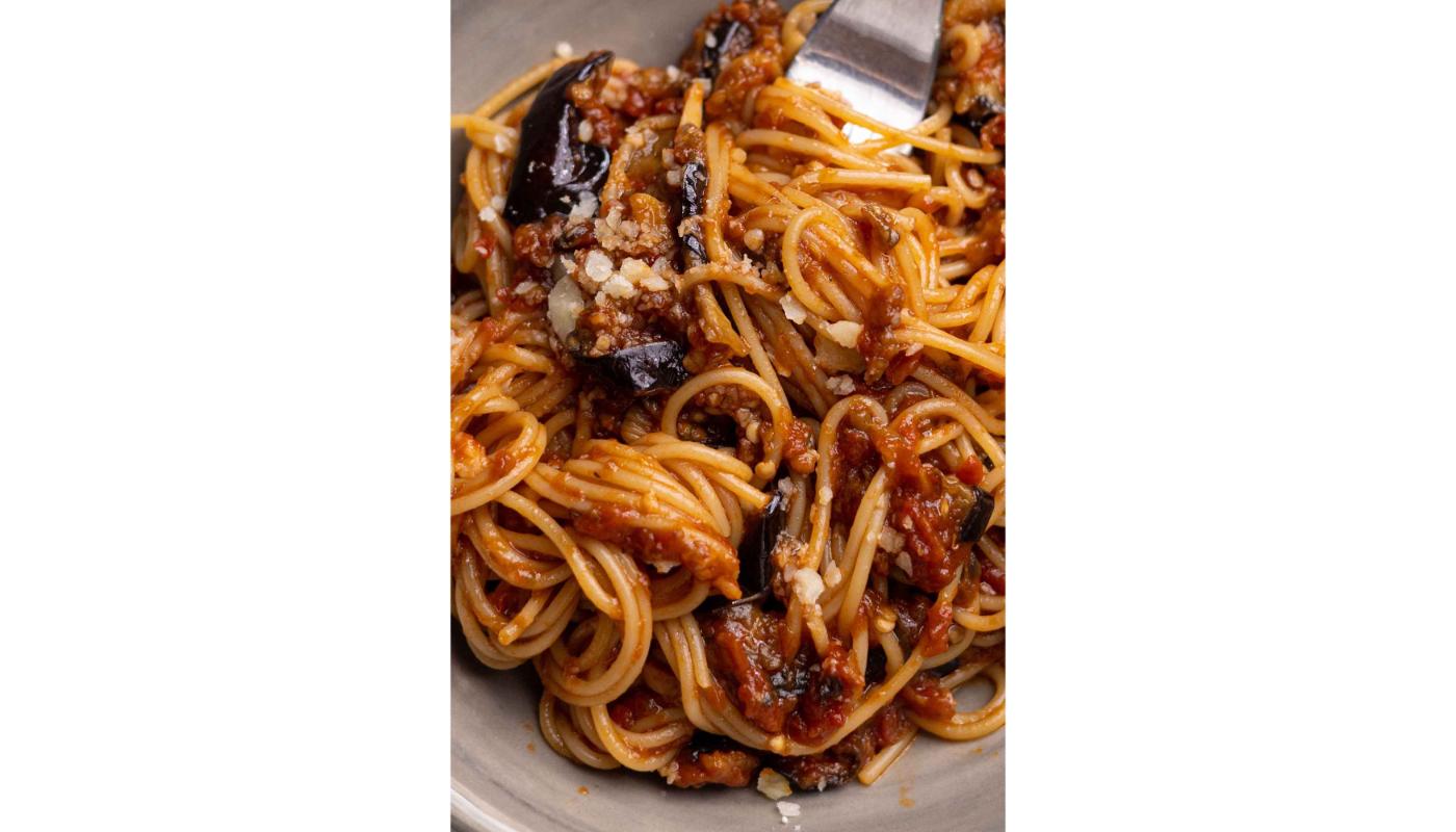 Baingan Bharta Spaghetti - Smoked Eggplant Mash w/Spices in pasta.