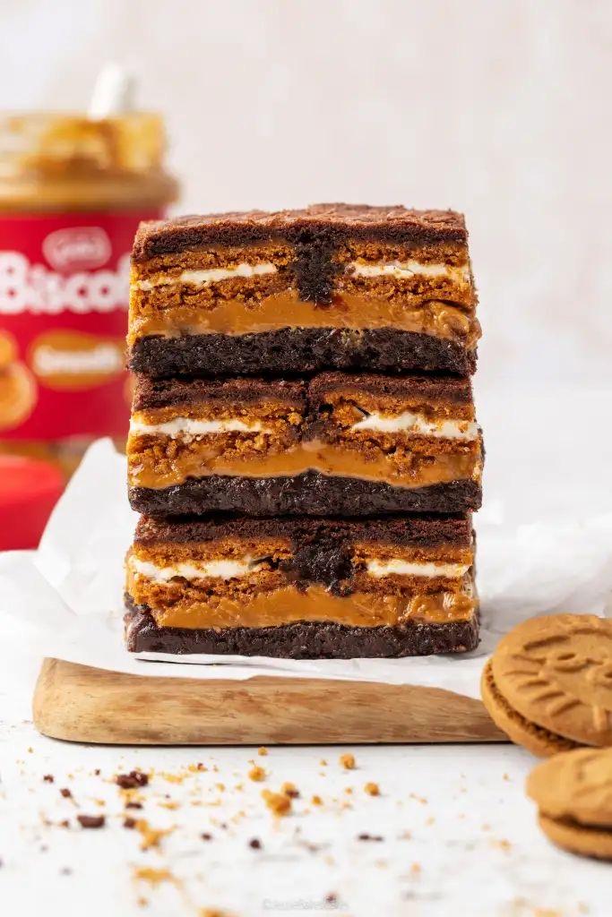 Biscoff Stuffed Brownie.
