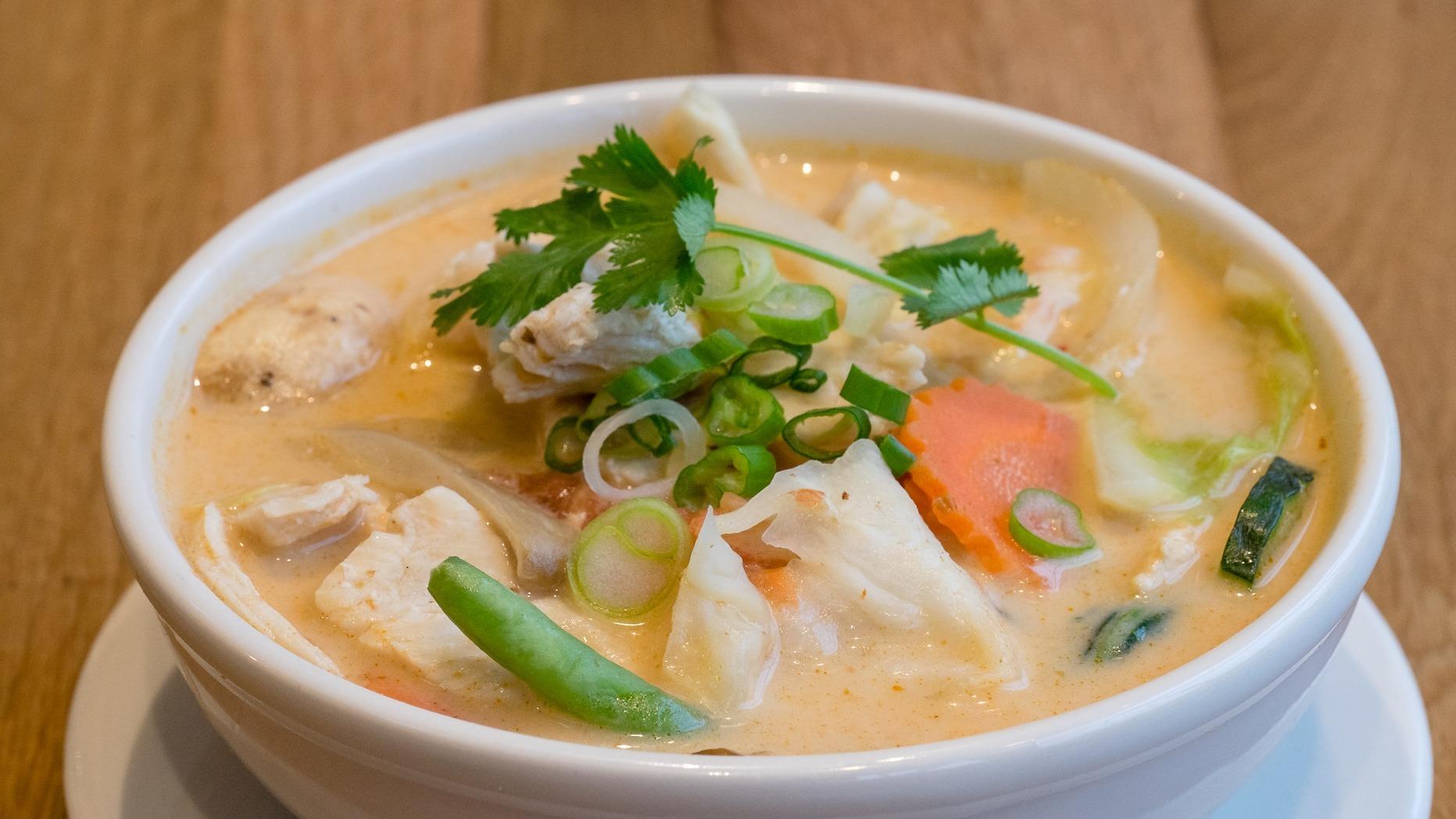 Tom Kha (CUP).