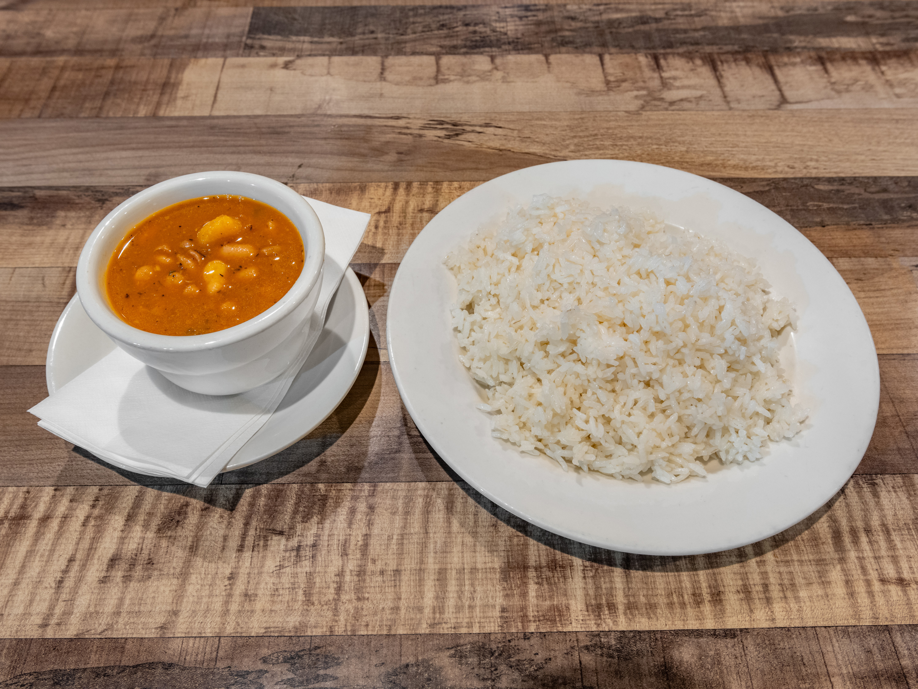 White rice and Pinto beans REGULAR size.