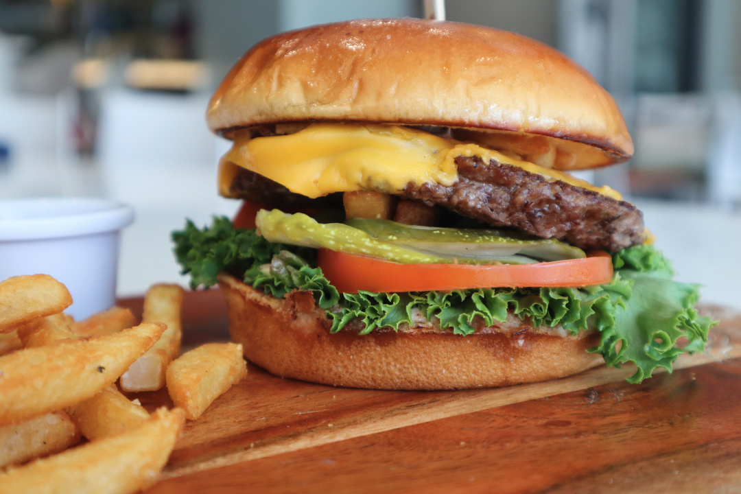 *GF Wagyu Chz Burger.