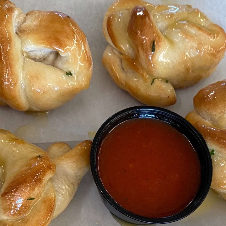 Garlic Knots.