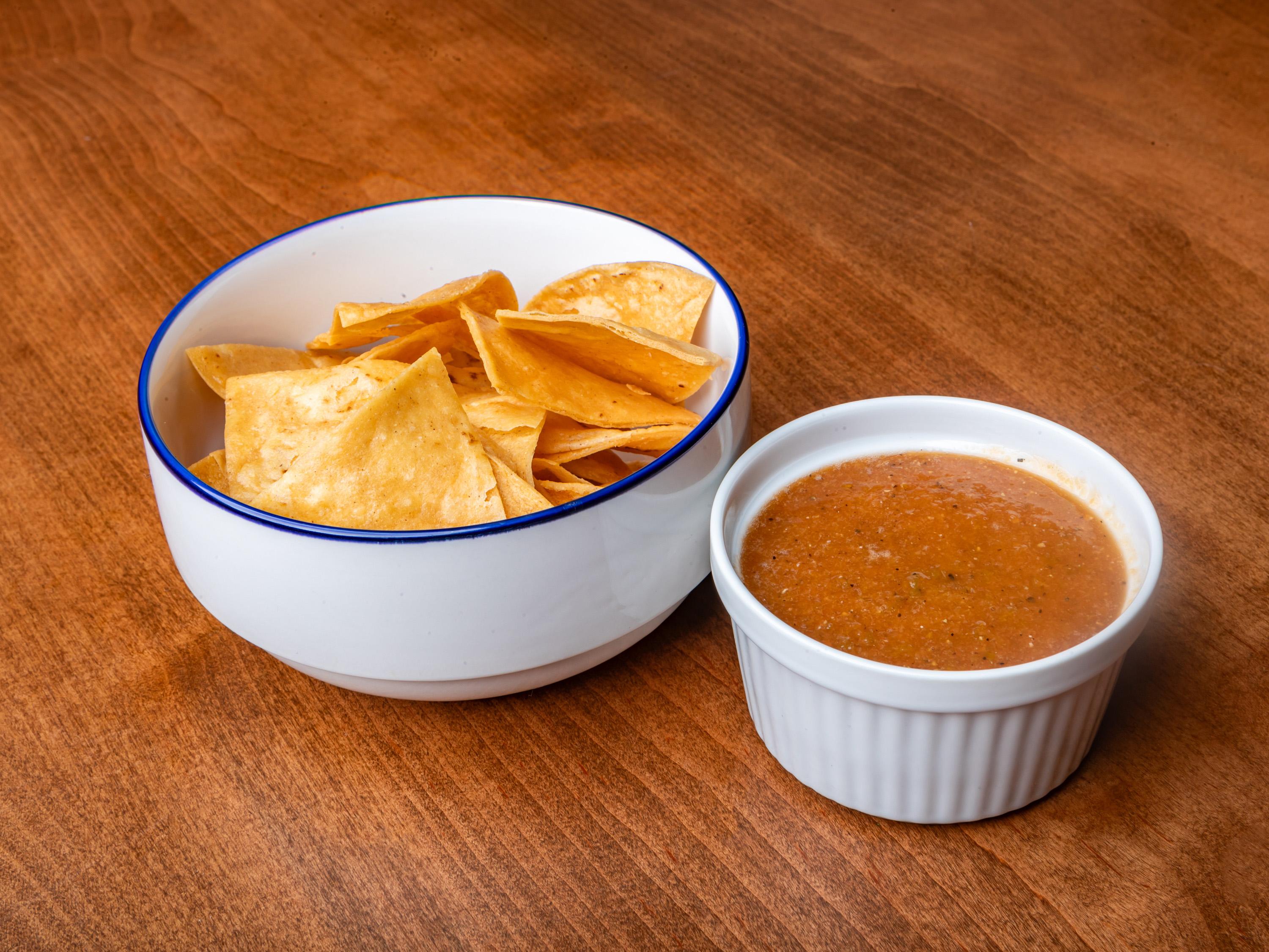 CHIPS & SALSA.