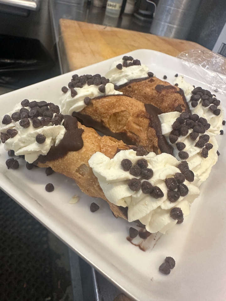 MINI Cannoli.