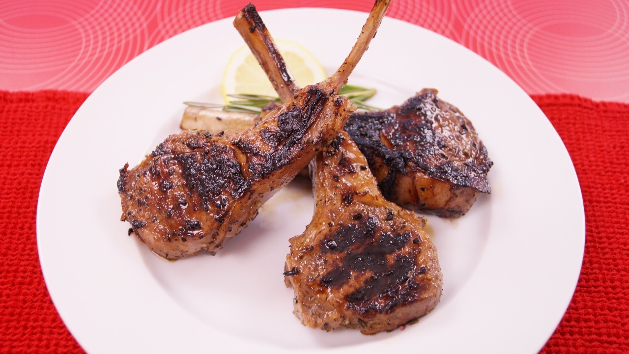 Lamb Chops (3 pieces).