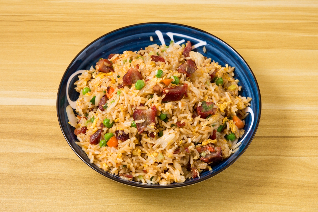 Roast Pork Fried Rice 烤猪肉炒饭.
