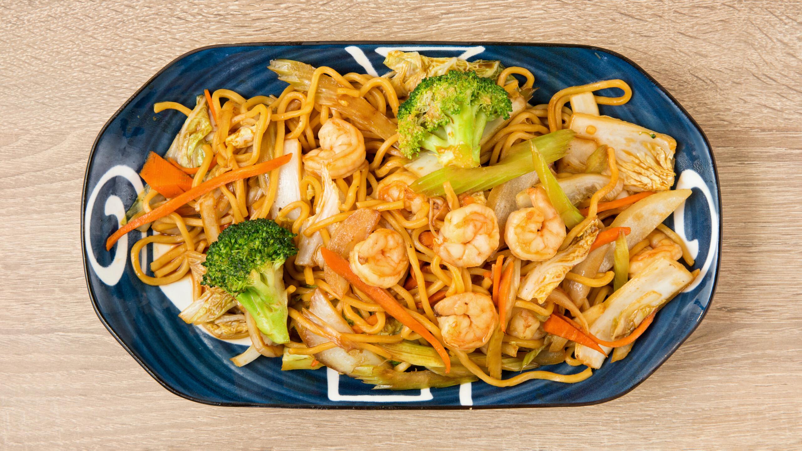 Shrimp Pan Fried Lo Mein Noodle 虾炒面.