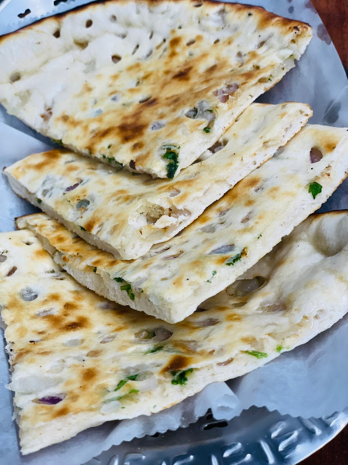 Onion Kulcha 🏴.