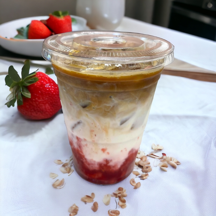 Dirty Strawberry Latte (16 oz) - Iced.
