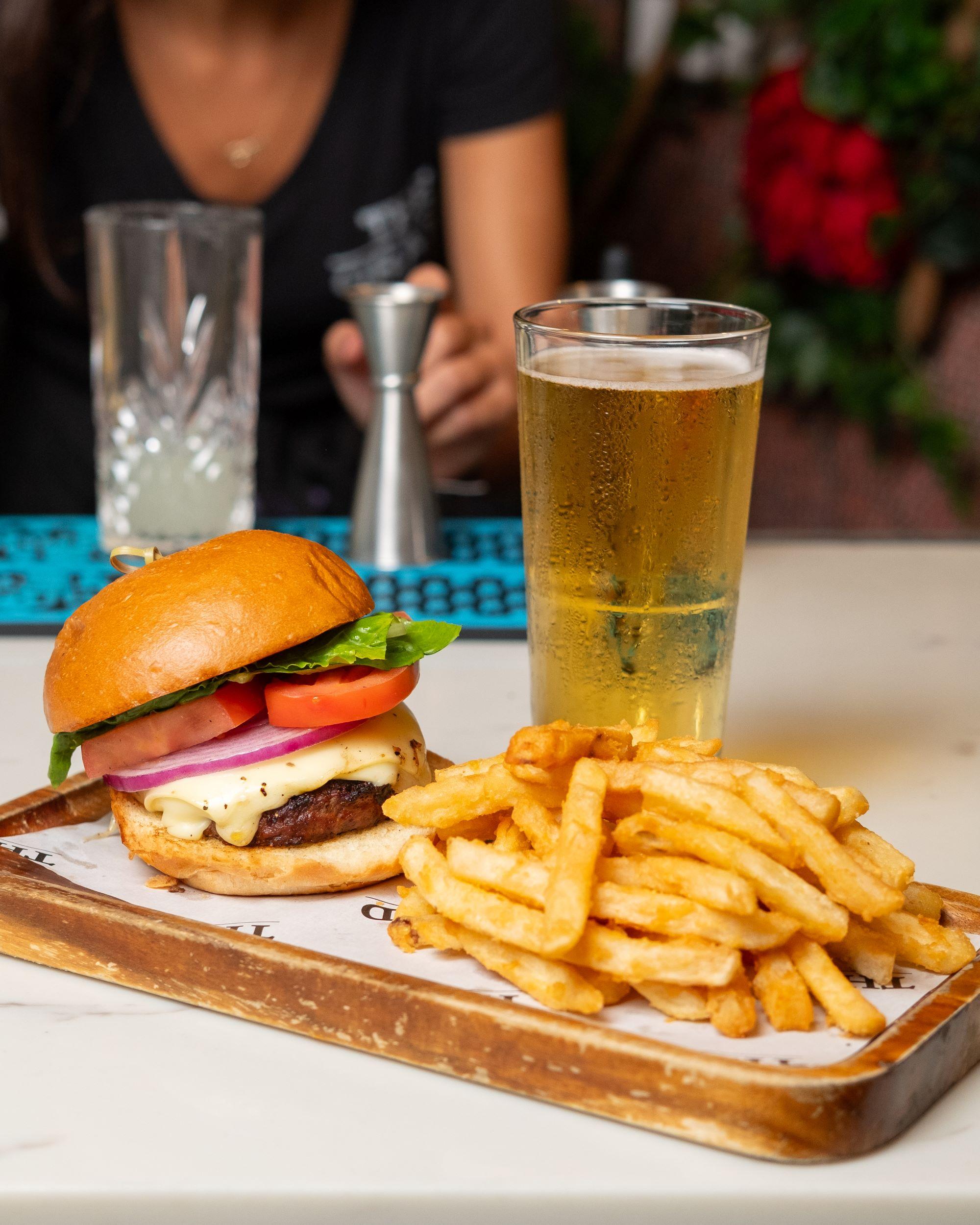 Grand Burger.