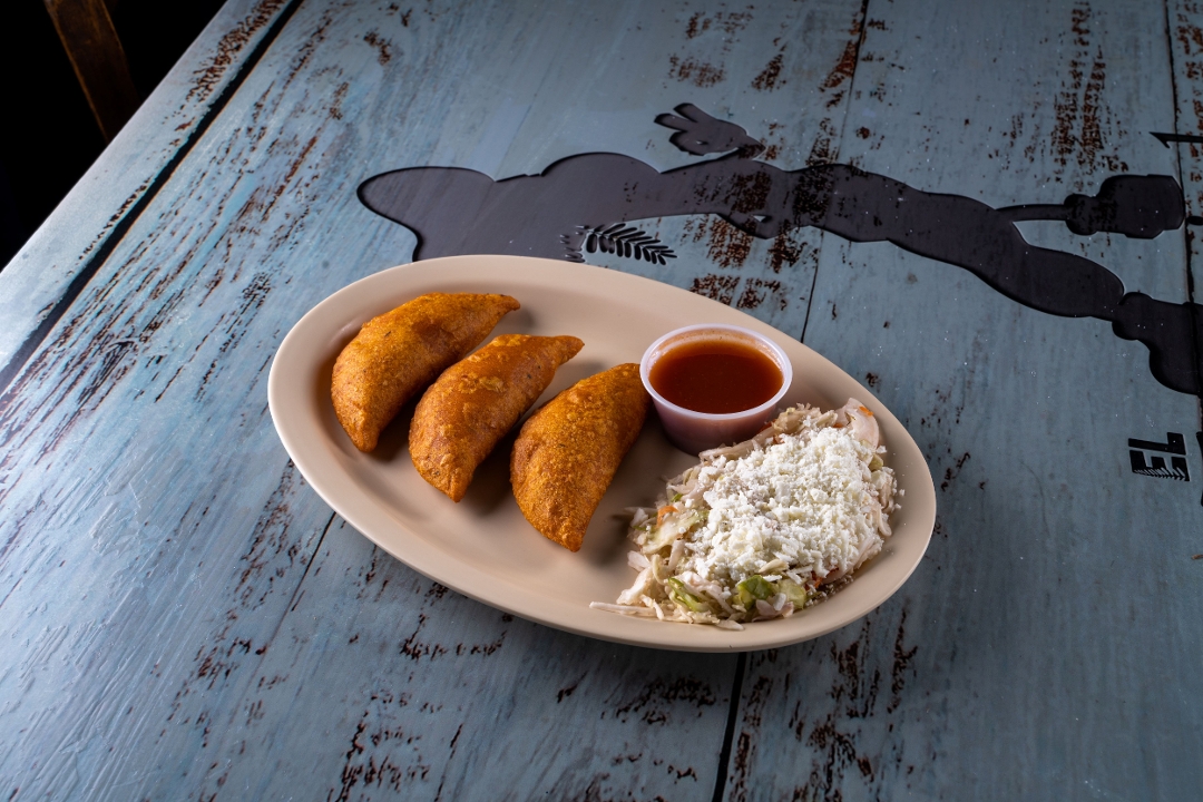 Pastelitos (3) Turnovers- Beef.