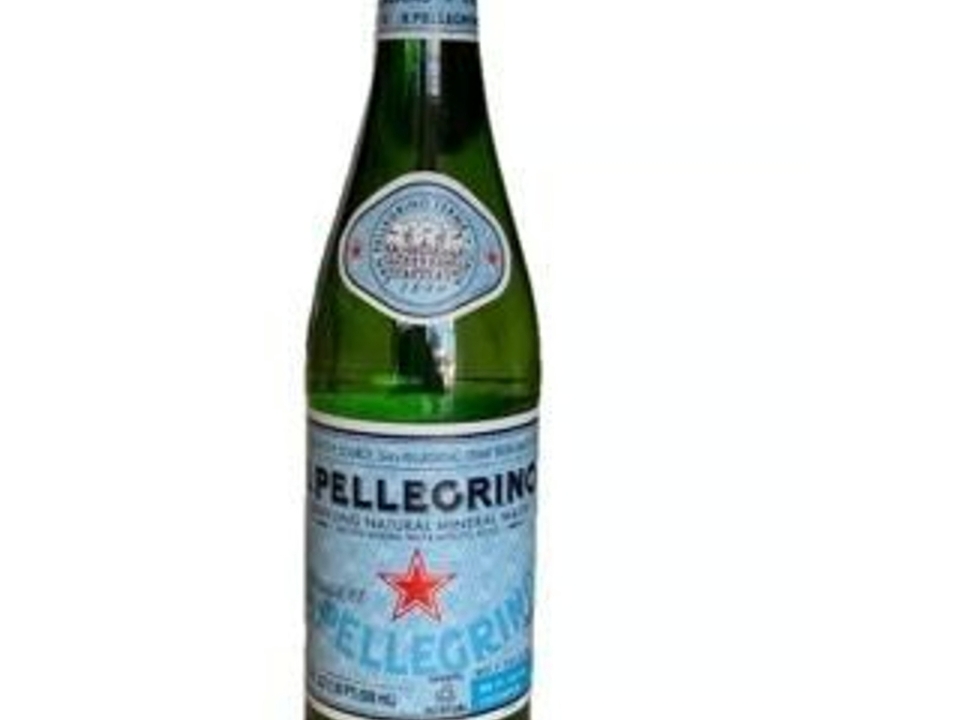 San Pellegrino aranciata.