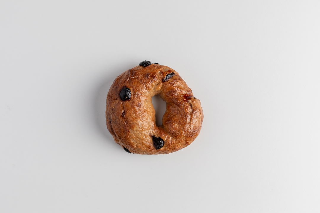 Cinnamon Raisin Bagel.