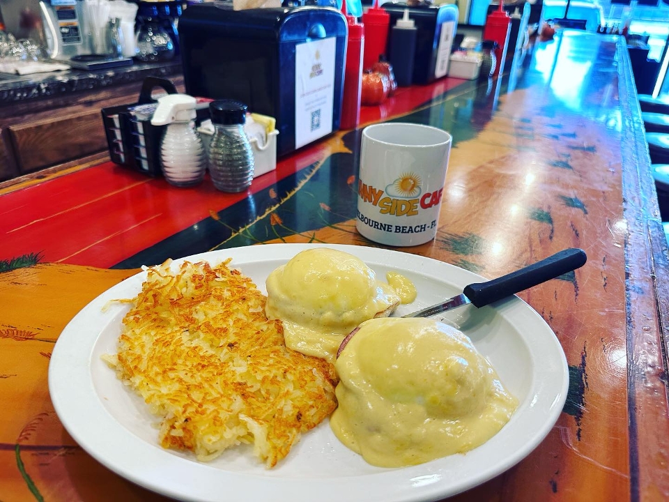 Classic Eggs Bene.