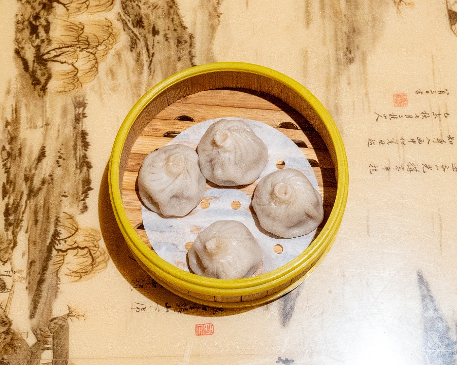 Pork Soup Dumplings 豬肉小笼包 4pc.