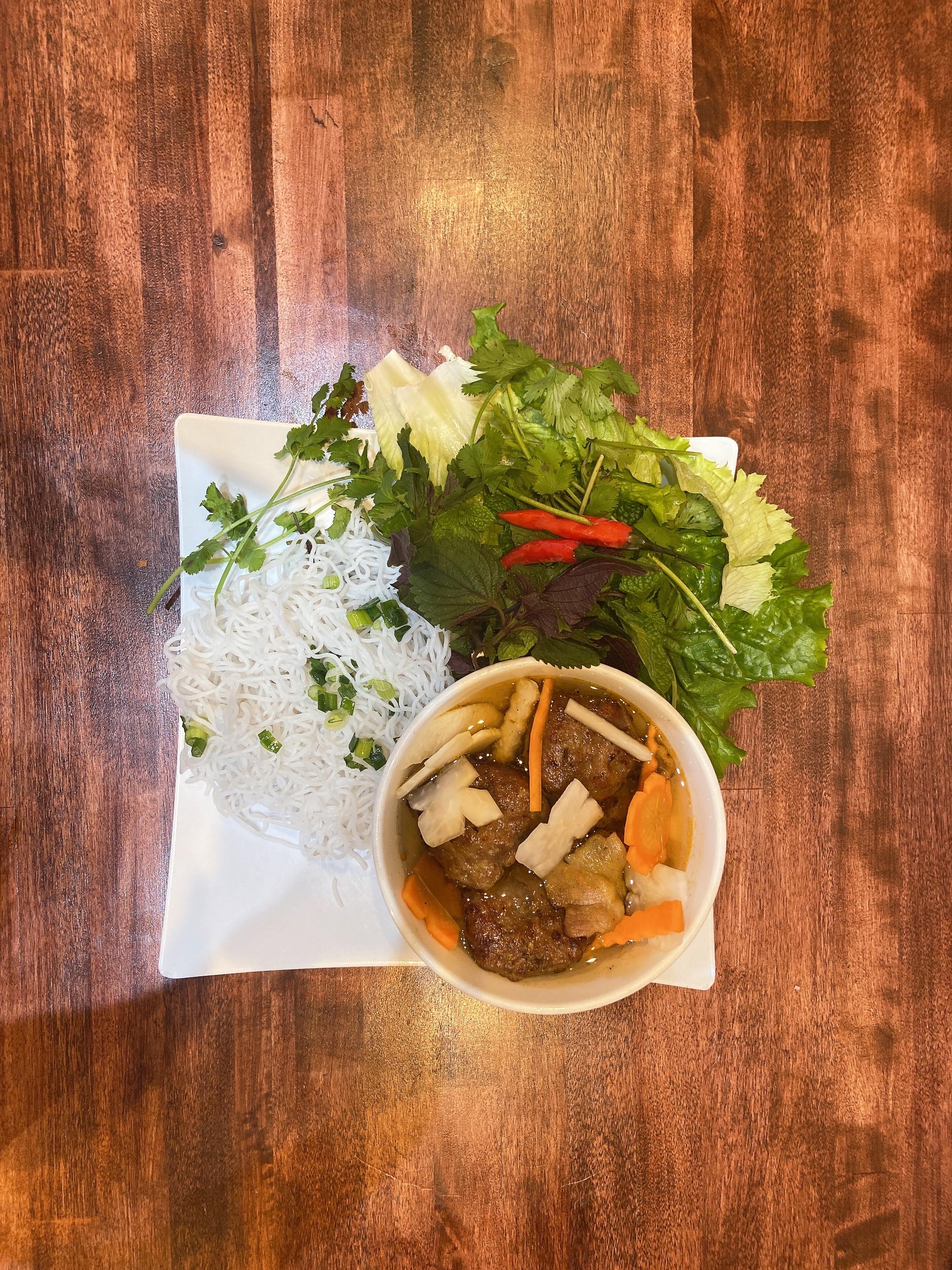 B1 - Hanoi Rice Vermicelli - Bún Chả Hà Nội.