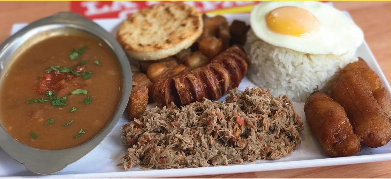 Bandeja Paisa Carne Molida.