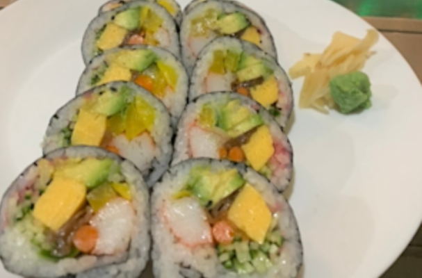 Futomaki full ( 10 piece ) Roll.