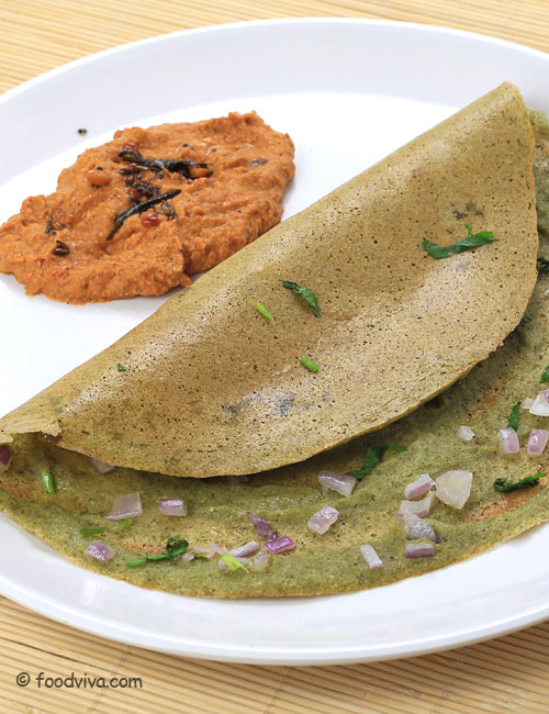Onion Pesarattu.